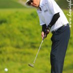 2 Oct 2016 ESM Goh Chok Tong in action during Chua Chu Kang Charity Golf Tournament 2016