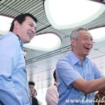 30 June 2017 - CAG CEO interacts with PM Lee Hsien Loong at CAG Changi Airport T4 Ministerial Preview
