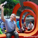 30 June 2017 - PM Lee Hsien Loong takes wefie with Ms Lee and MOS Lam Pin Min at CAG Changi Airport T4 Ministerial Preview