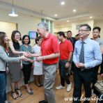 5 May 2018 PM Lee Hsien Loong interacts with staffs at Keat Hong CC Official Opening