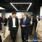 26 Aug 2019 SPS Baey Yam Keng interacts with Vietnam Government Officials at visit to LTA Singapore Mobility Gallery