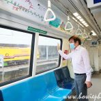 22 June 2020 Minister Khaw Boon Wan waves to transport staffs while riding on first generation train during LTA Decommissioning of First Generation MRT Trains